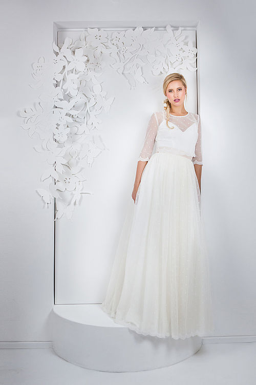 Bohemian Brautkleid als zweiteiliges Kleid - Transparentes Spitzenoberteil und voluminöser Spitzenrock